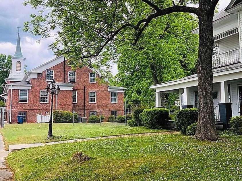 115 Pearl Street, Troy, NC 27371.  MLS# CAR4194779, YatesRealty ID 440. 