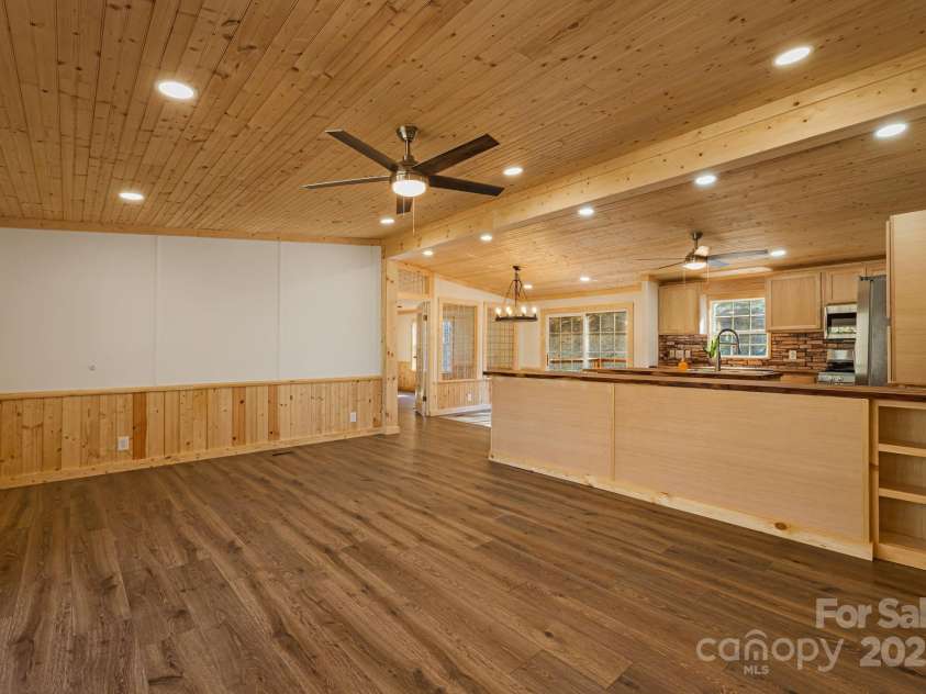 398 Dogwood Drive, Bakersville, NC 28705.  MLS# CAR4321945, YatesRealty ID 440. 