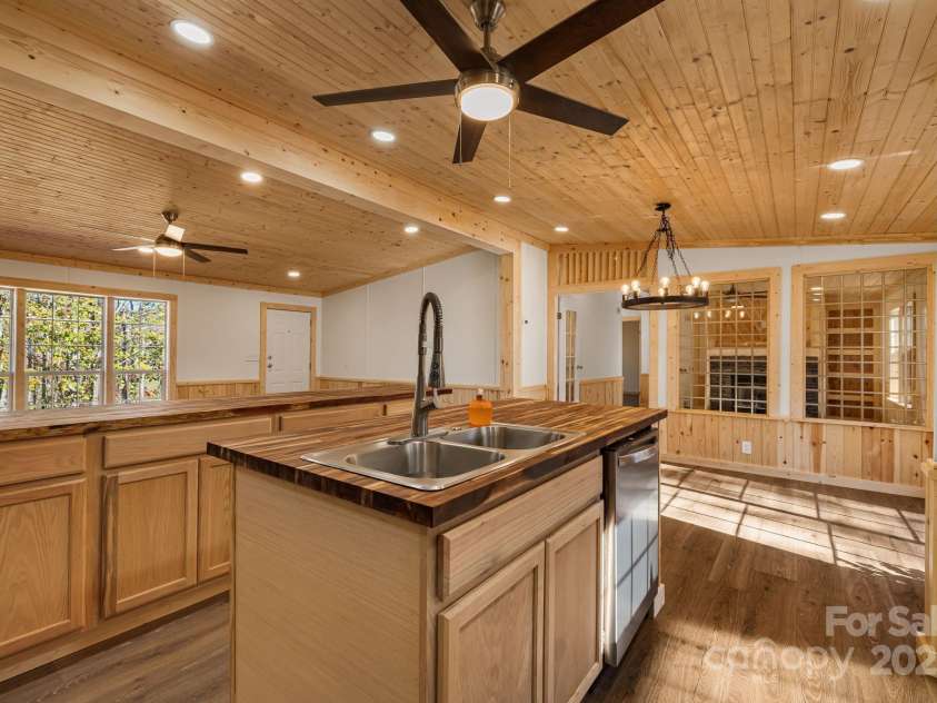 398 Dogwood Drive, Bakersville, NC 28705.  MLS# CAR4321945, YatesRealty ID 440. 