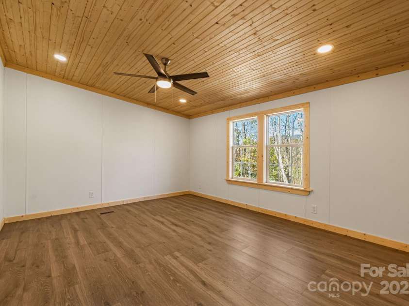 398 Dogwood Drive, Bakersville, NC 28705.  MLS# CAR4321945, YatesRealty ID 440. 