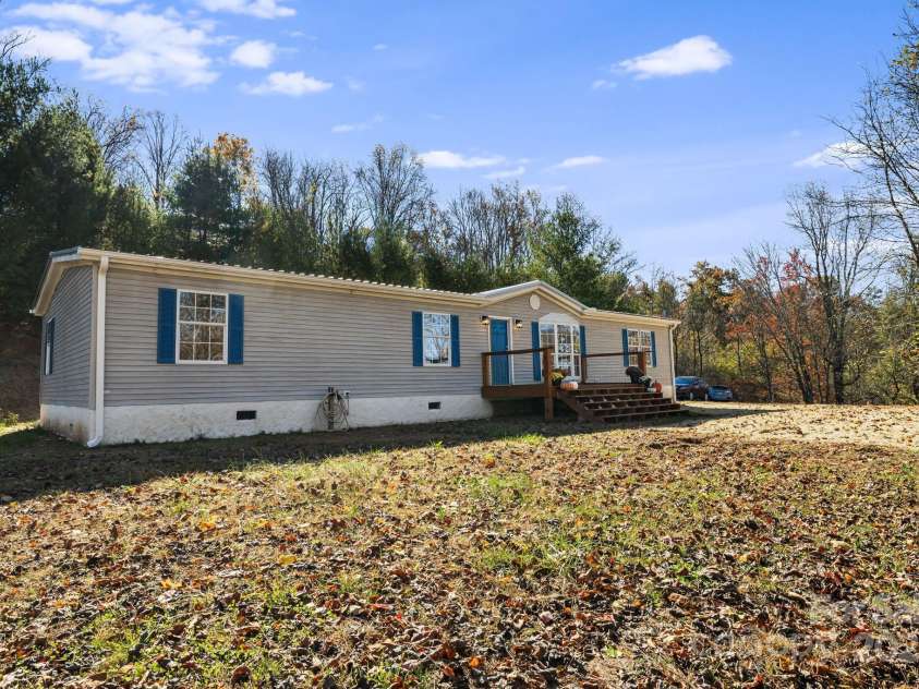 398 Dogwood Drive, Bakersville, NC 28705.  MLS# CAR4321945, YatesRealty ID 440. 