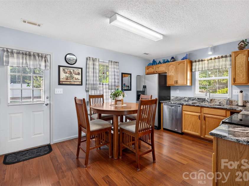 1820 Hampshire Drive, Salisbury, NC 28146.  MLS# CAR4413685, YatesRealty ID 44003. 