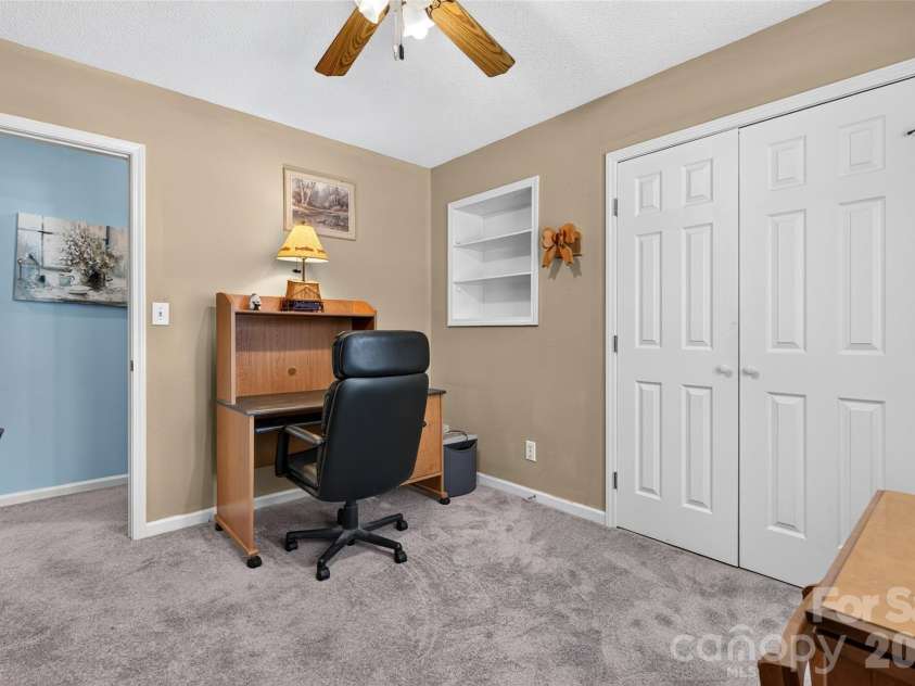 1820 Hampshire Drive, Salisbury, NC 28146.  MLS# CAR4413685, YatesRealty ID 44003. 