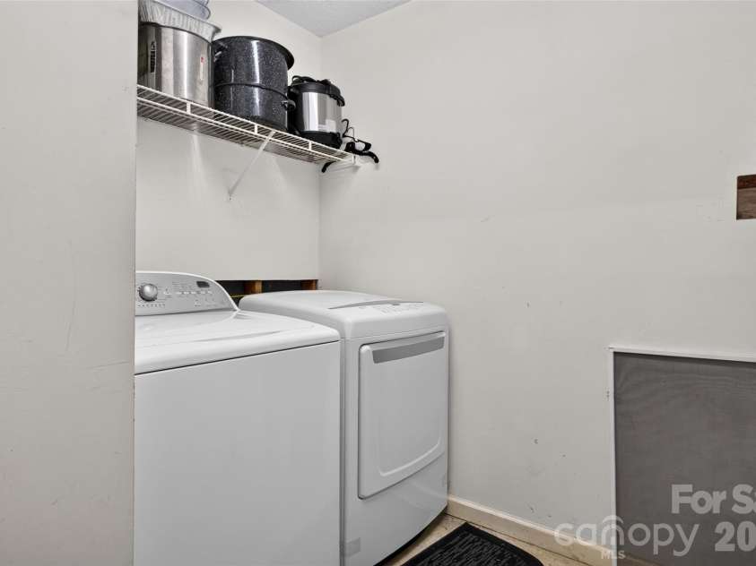 1820 Hampshire Drive, Salisbury, NC 28146.  MLS# CAR4413685, YatesRealty ID 44003. 