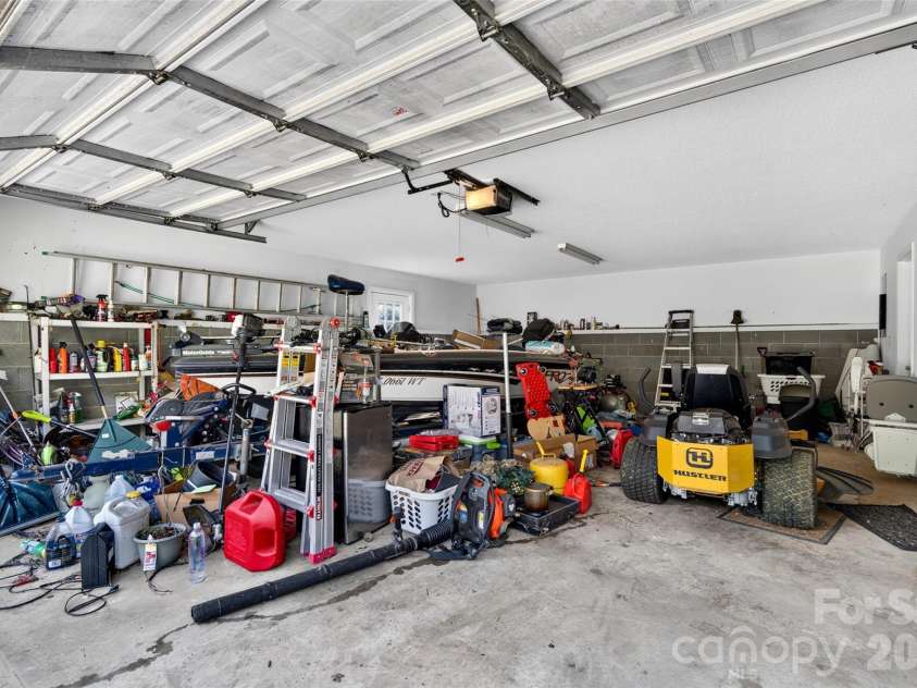 1820 Hampshire Drive, Salisbury, NC 28146.  MLS# CAR4413685, YatesRealty ID 44003. 