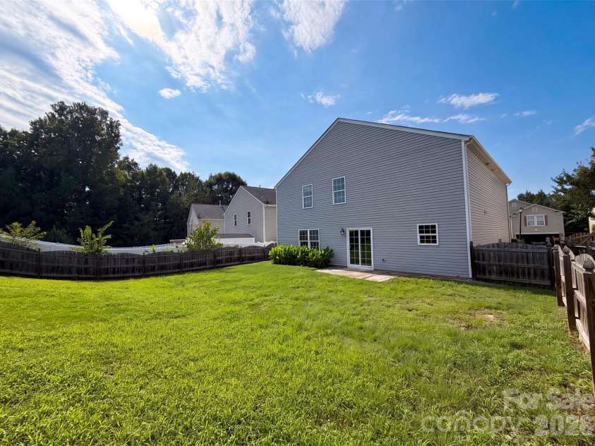 802 Bartram Avenue, Concord, NC 28025.  MLS# CAR4414533, YatesRealty ID 44004. 
