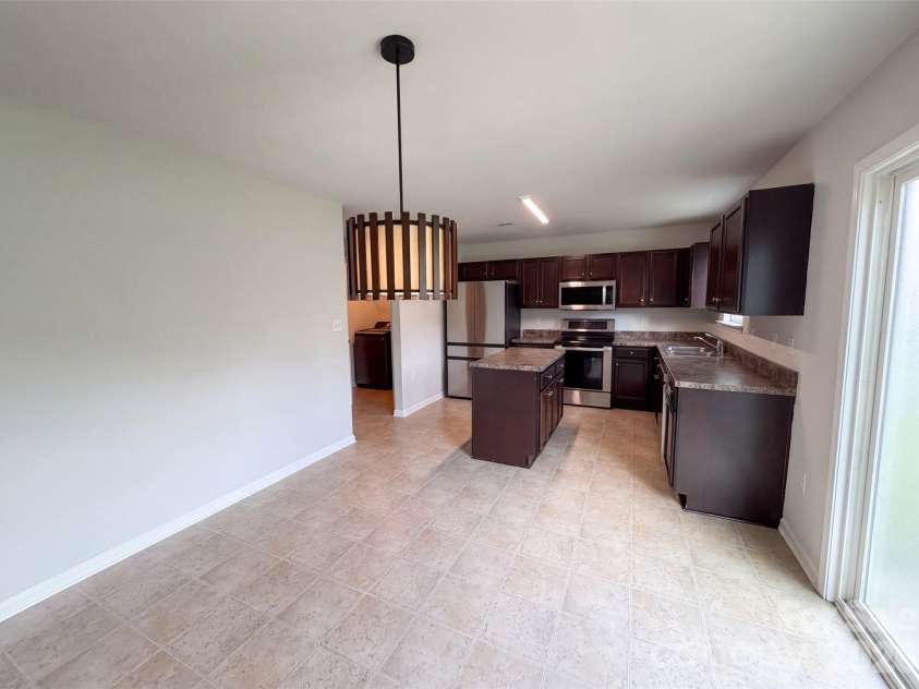 802 Bartram Avenue, Concord, NC 28025.  MLS# CAR4414533, YatesRealty ID 44004. 