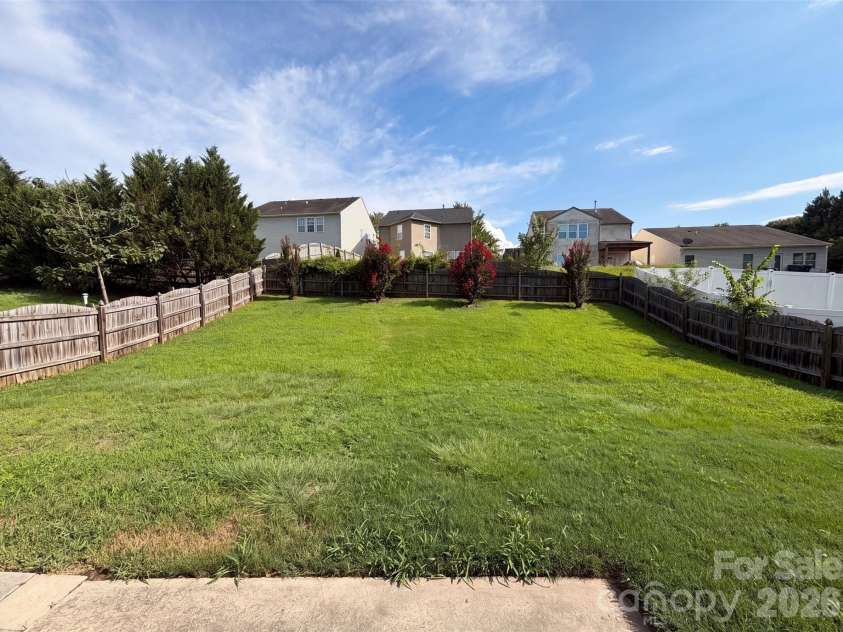 802 Bartram Avenue, Concord, NC 28025.  MLS# CAR4414533, YatesRealty ID 44004. 