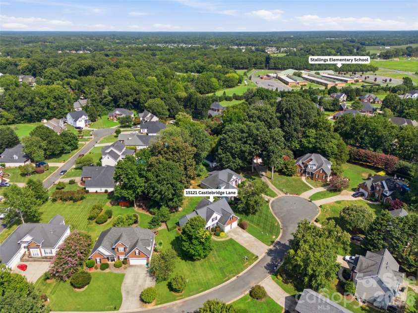15121 Castlebridge Lane, Matthews, NC 28104.  MLS# CAR4408542, YatesRealty ID 44006. Local Elementary School
