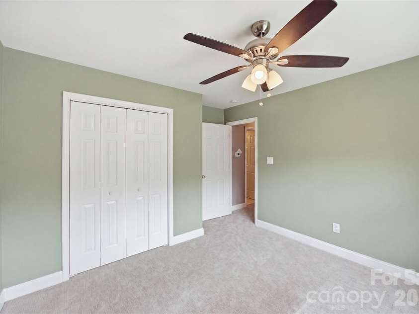 15121 Castlebridge Lane, Matthews, NC 28104.  MLS# CAR4408542, YatesRealty ID 44006. Upstairs Bedroom 4