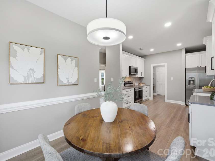 15121 Castlebridge Lane, Matthews, NC 28104.  MLS# CAR4408542, YatesRealty ID 44006. View of Kitchen from Breakfast Nook