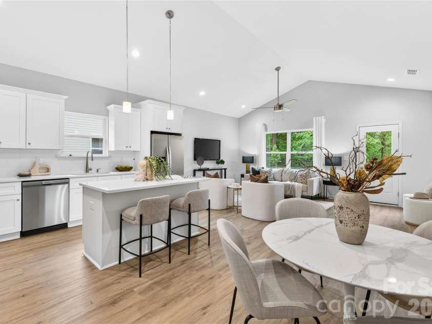 302 Starr Street, Dallas, NC 28034.  MLS# CAR4408785, YatesRealty ID 44008. Representation