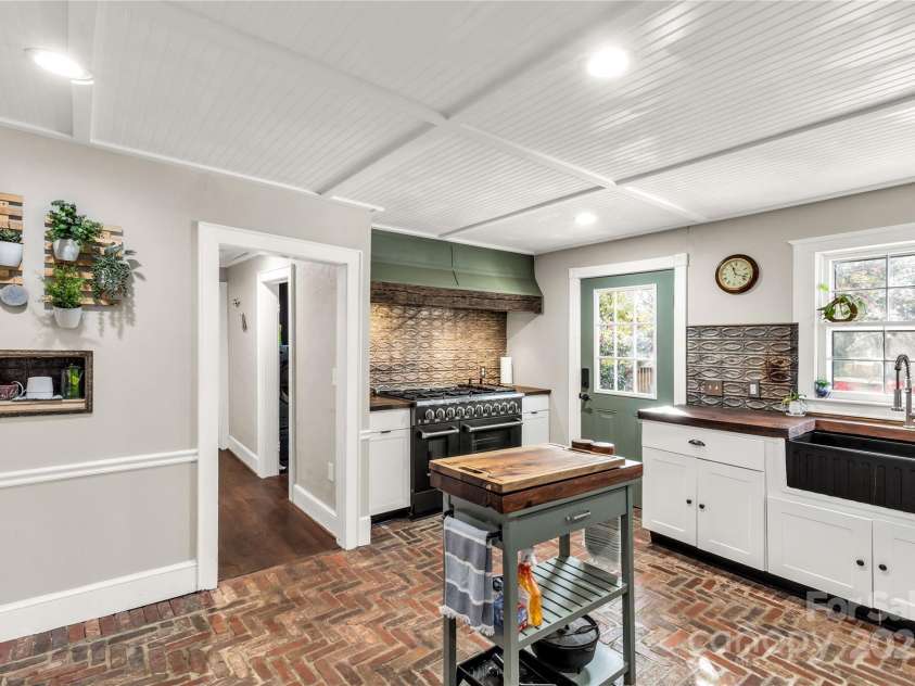 226 Liberty Street, York, SC 29745.  MLS# CAR4327176, YatesRealty ID 4401. 