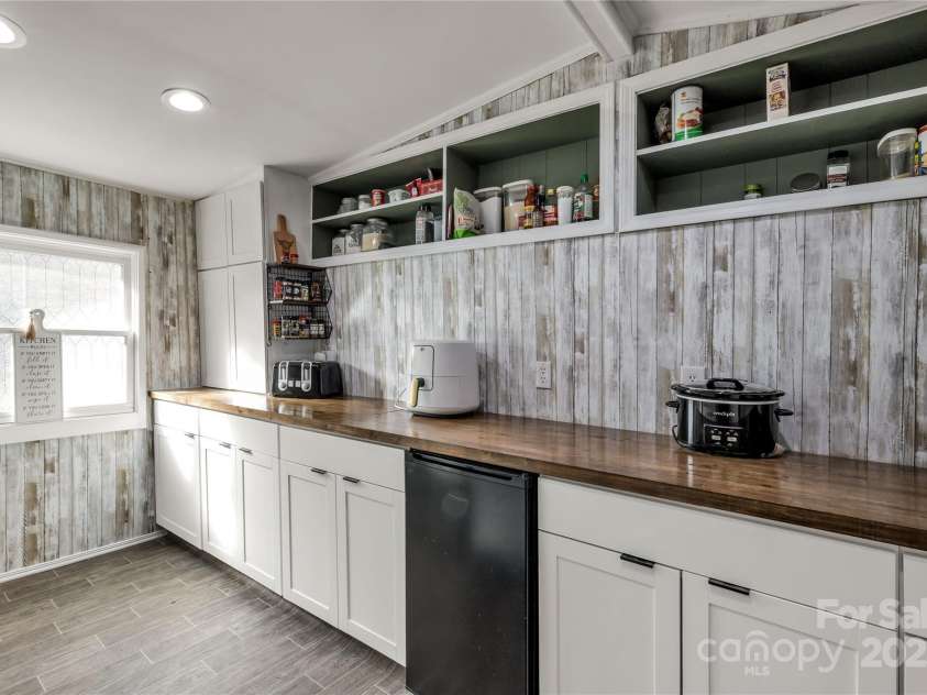 226 Liberty Street, York, SC 29745.  MLS# CAR4327176, YatesRealty ID 4401. 