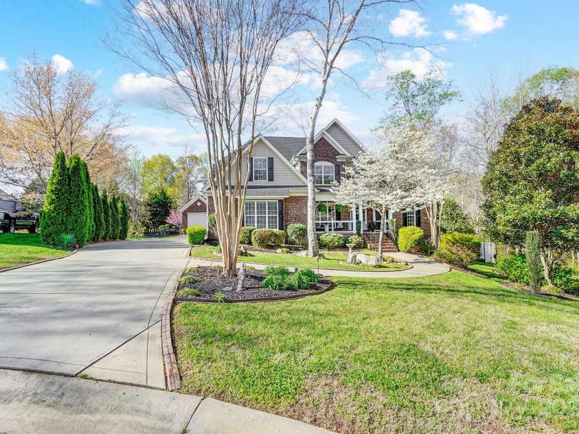 4715 Amberside Drive, Rock Hill, SC 29732.  MLS# CAR4242054, YatesRealty ID 4401. 