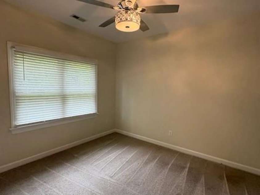 3119 Castlemaine Drive, Charlotte, NC 28269.  MLS# CAR4413984, YatesRealty ID 44010. 