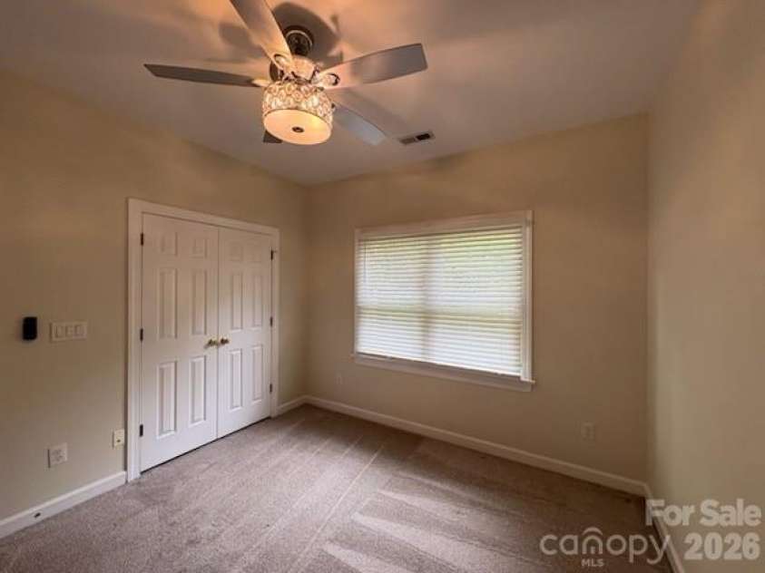 3119 Castlemaine Drive, Charlotte, NC 28269.  MLS# CAR4413984, YatesRealty ID 44010. 