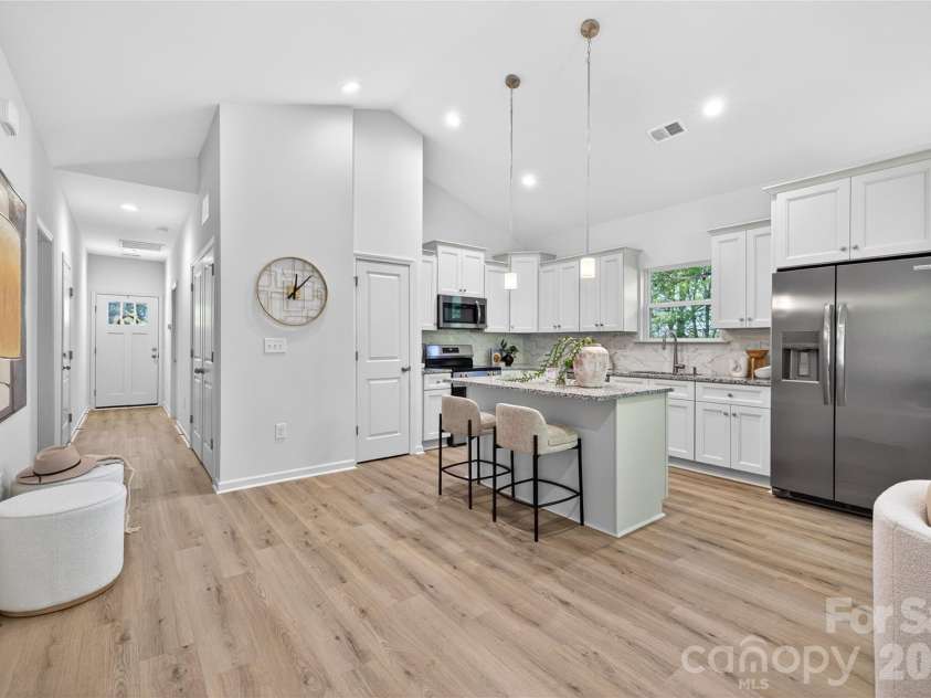 571 Johns Lane, Gastonia, NC 28052.  MLS# CAR4408608, YatesRealty ID 44011. Representation