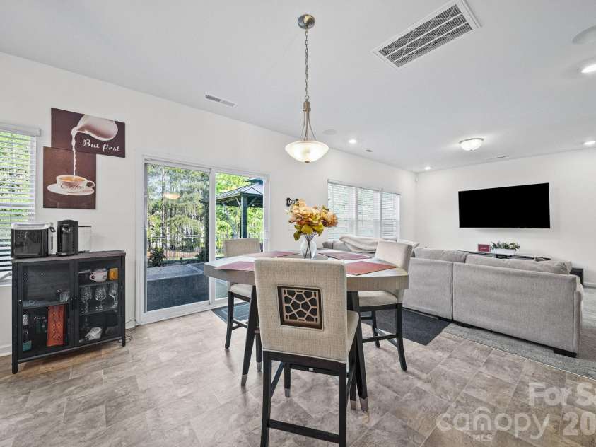 11157 Argosy Drive, Lancaster, SC 29720.  MLS# CAR4410748, YatesRealty ID 44013. Dinning room with Vinyl flooring