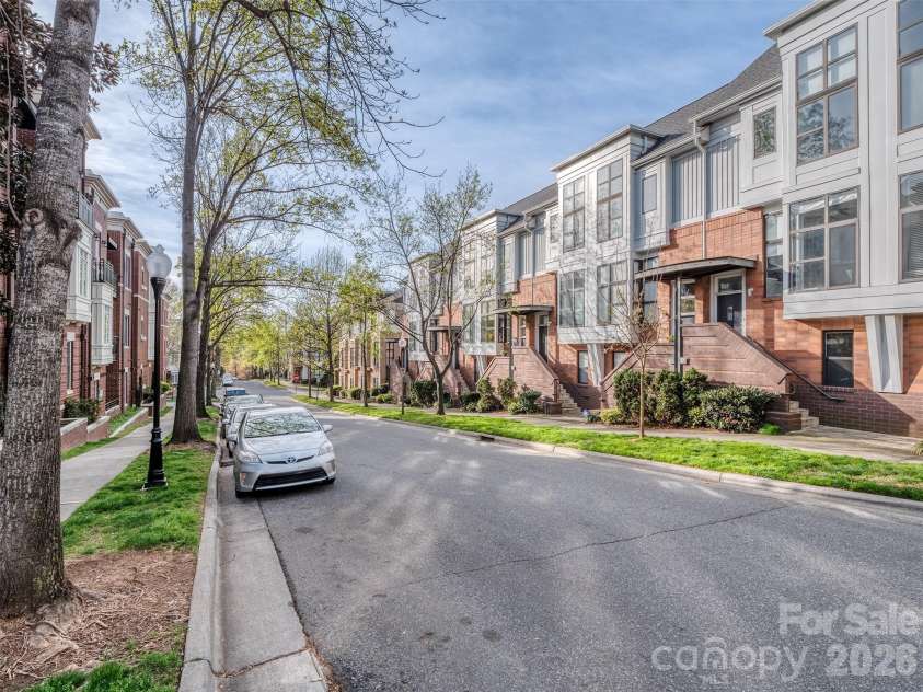664 Garden District Drive, Charlotte, NC 28202.  MLS# CAR4410067, YatesRealty ID 44018. Additional street parking available
