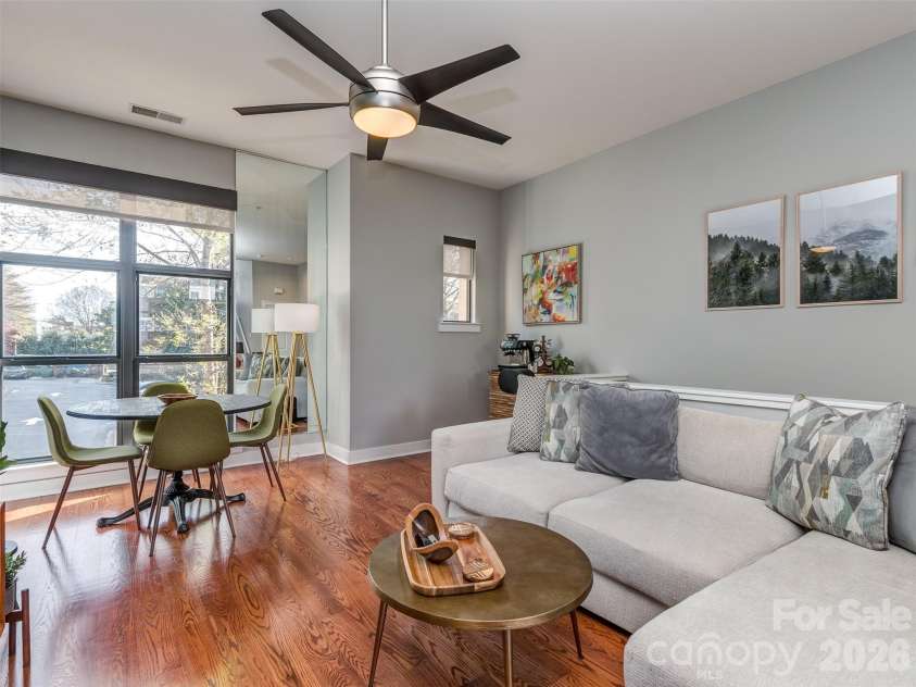 664 Garden District Drive, Charlotte, NC 28202.  MLS# CAR4410067, YatesRealty ID 44018. Large living space