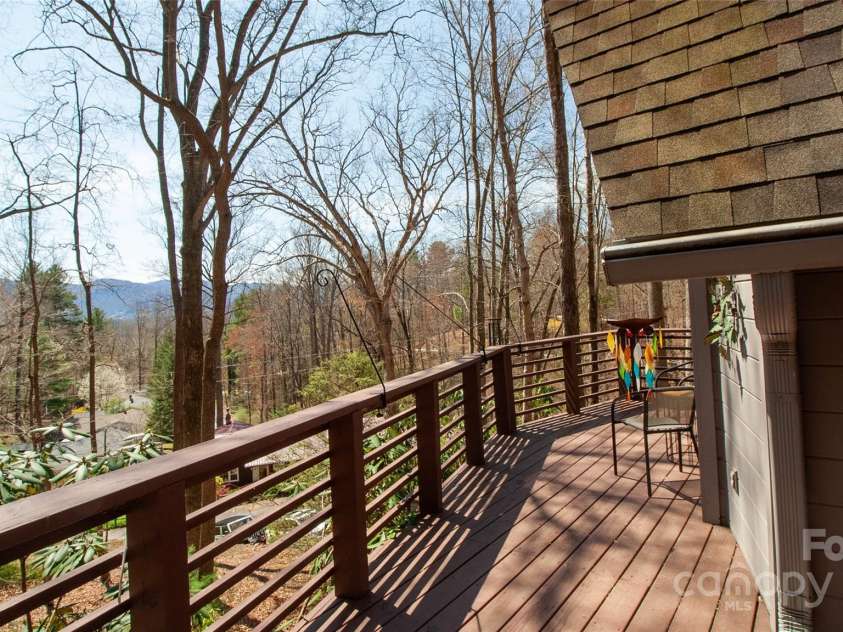 280 Kilgore Road, Waynesville, NC 28785.  MLS# CAR4242013, YatesRealty ID 4402. Front deck