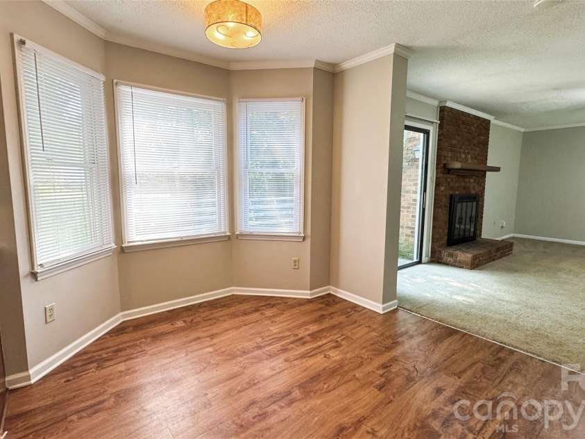 2820 Royal Ridge Lane, Charlotte, NC 28212.  MLS# CAR4411701, YatesRealty ID 44021. 