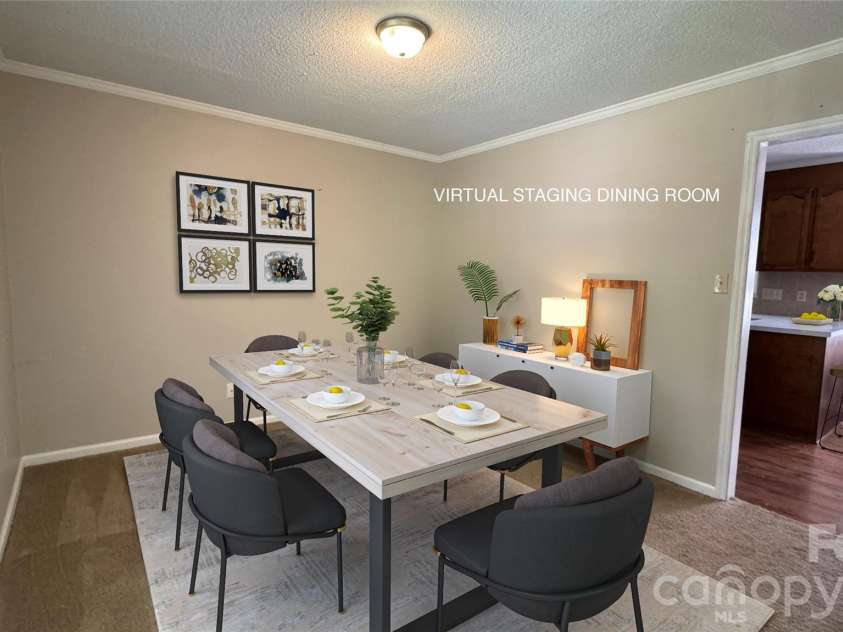 2820 Royal Ridge Lane, Charlotte, NC 28212.  MLS# CAR4411701, YatesRealty ID 44021. 
