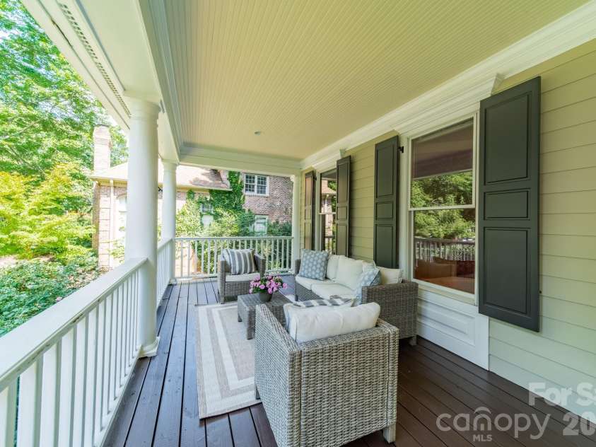 304 Canterbury Road, Charlotte, NC 28211.  MLS# CAR4411496, YatesRealty ID 44022. 