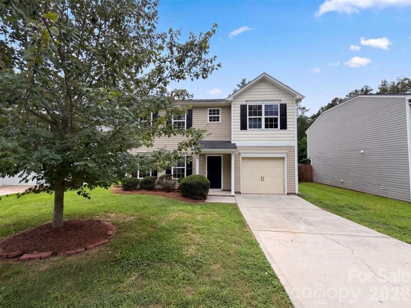 616 Faith Drive, Concord, NC 28027.  MLS# CAR4414555, YatesRealty ID 44023. 