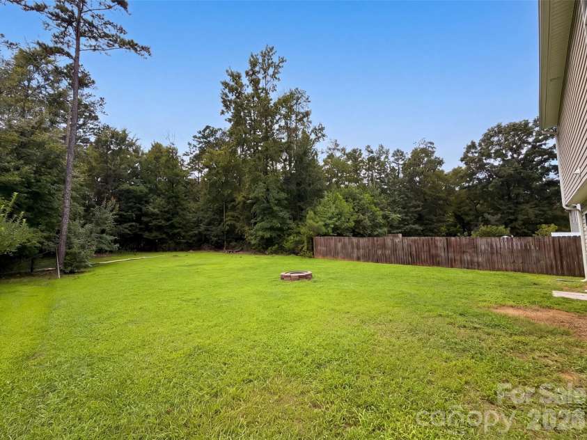 616 Faith Drive, Concord, NC 28027.  MLS# CAR4414555, YatesRealty ID 44023. 