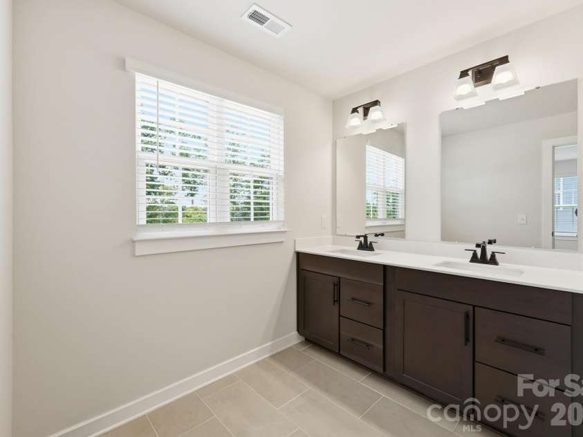 3099 Mancini Road, Spartanburg, SC 29307.  MLS# CAR4407690, YatesRealty ID 44024. 