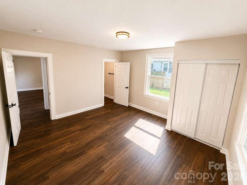 609 Dallas Street, Chester, SC 29706.  MLS# CAR4414278, YatesRealty ID 44028. 