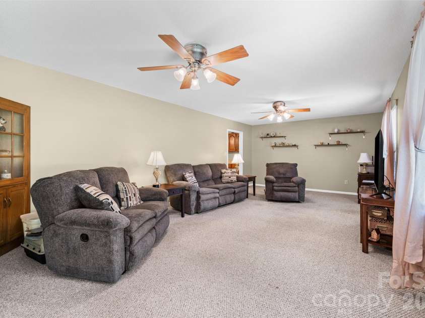 1615 Harris Road, Fort Mill, SC 29708.  MLS# CAR4413178, YatesRealty ID 44029. 