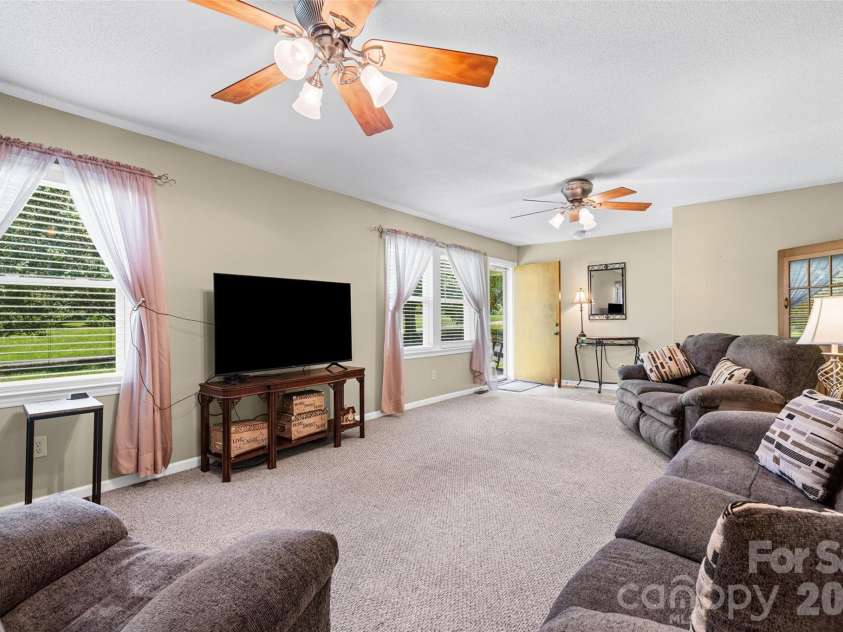 1615 Harris Road, Fort Mill, SC 29708.  MLS# CAR4413178, YatesRealty ID 44029. 