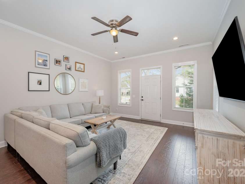 253 G Street, Kannapolis, NC 28081.  MLS# CAR4239201, YatesRealty ID 4403. 