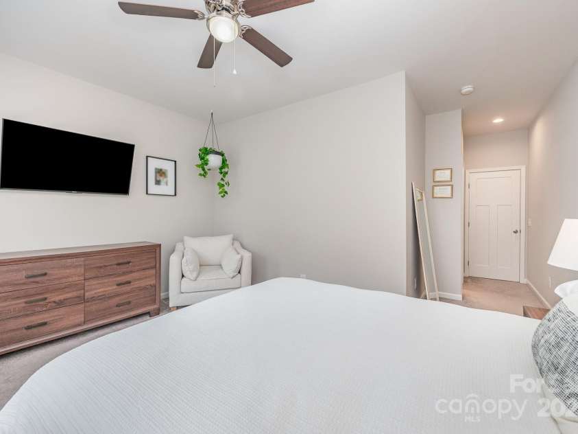 253 G Street, Kannapolis, NC 28081.  MLS# CAR4239201, YatesRealty ID 4403. 