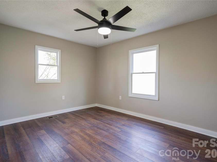 113 Morris Street, Kings Mountain, NC 28086.  MLS# CAR4414556, YatesRealty ID 44030. 