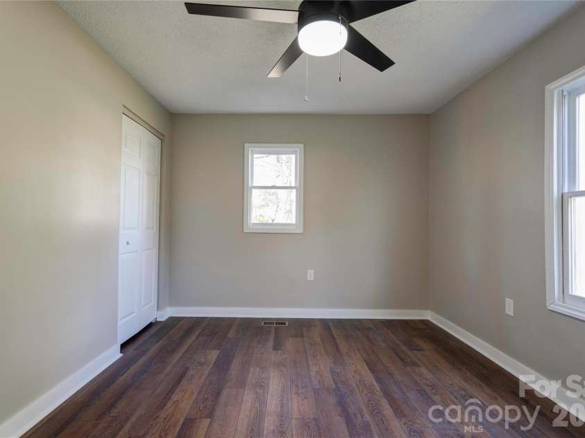 113 Morris Street, Kings Mountain, NC 28086.  MLS# CAR4414556, YatesRealty ID 44030. 