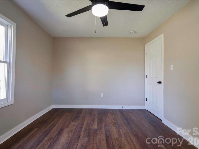 113 Morris Street, Kings Mountain, NC 28086.  MLS# CAR4414556, YatesRealty ID 44030. 