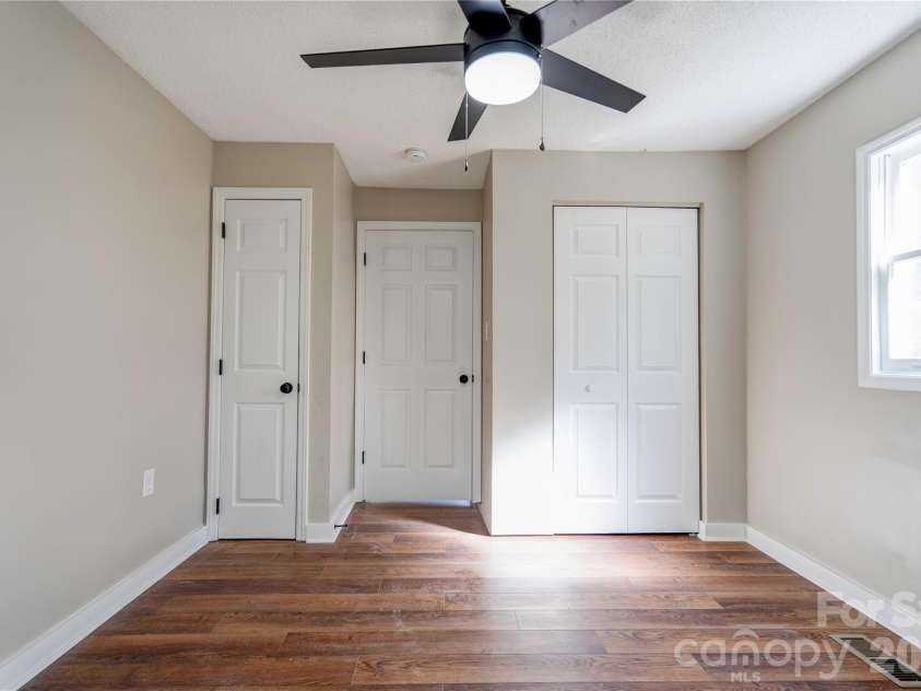 113 Morris Street, Kings Mountain, NC 28086.  MLS# CAR4414556, YatesRealty ID 44030. 