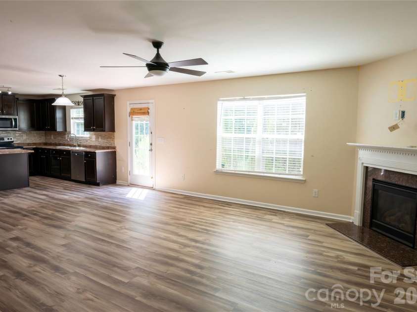 9702 Pond Vista Court, Charlotte, NC 28216.  MLS# CAR4411625, YatesRealty ID 44031. 