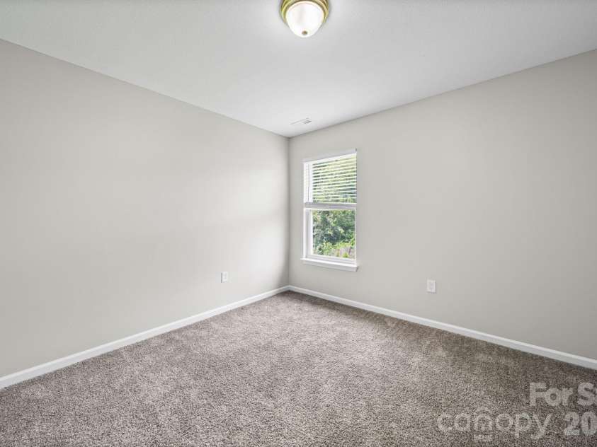 8246 Weeping Fig Lane, Charlotte, NC 28215.  MLS# CAR4413346, YatesRealty ID 44033. Bedroom 3