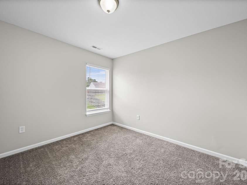 8246 Weeping Fig Lane, Charlotte, NC 28215.  MLS# CAR4413346, YatesRealty ID 44033. Bedroom 4