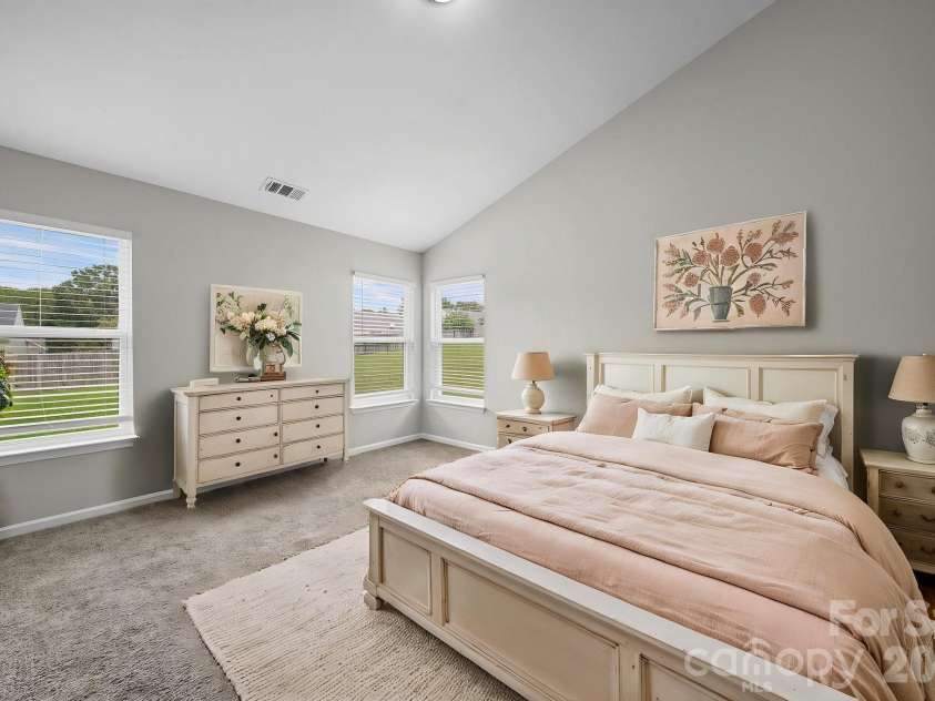 8246 Weeping Fig Lane, Charlotte, NC 28215.  MLS# CAR4413346, YatesRealty ID 44033. Primary Bedroom - Virtually Staged