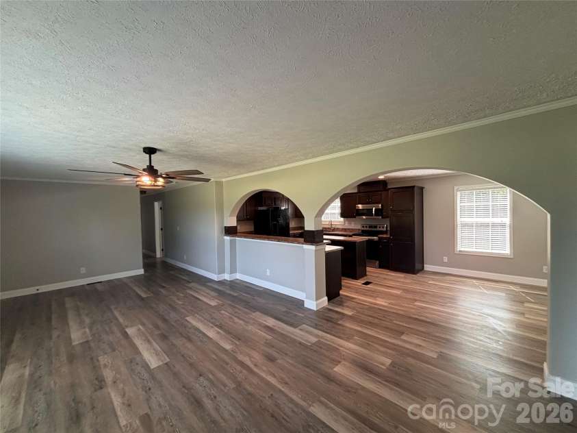 1821 Kiker Road, Peachland, NC 28133.  MLS# CAR4412485, YatesRealty ID 44035. Great Room