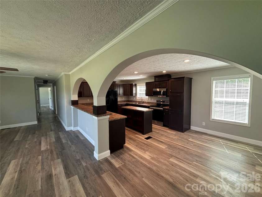 1821 Kiker Road, Peachland, NC 28133.  MLS# CAR4412485, YatesRealty ID 44035. Great Room