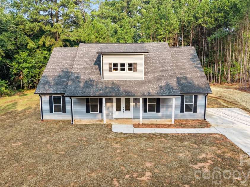 210 Silver Creek Drive, Concord, NC 28027.  MLS# CAR4410062, YatesRealty ID 44036. 