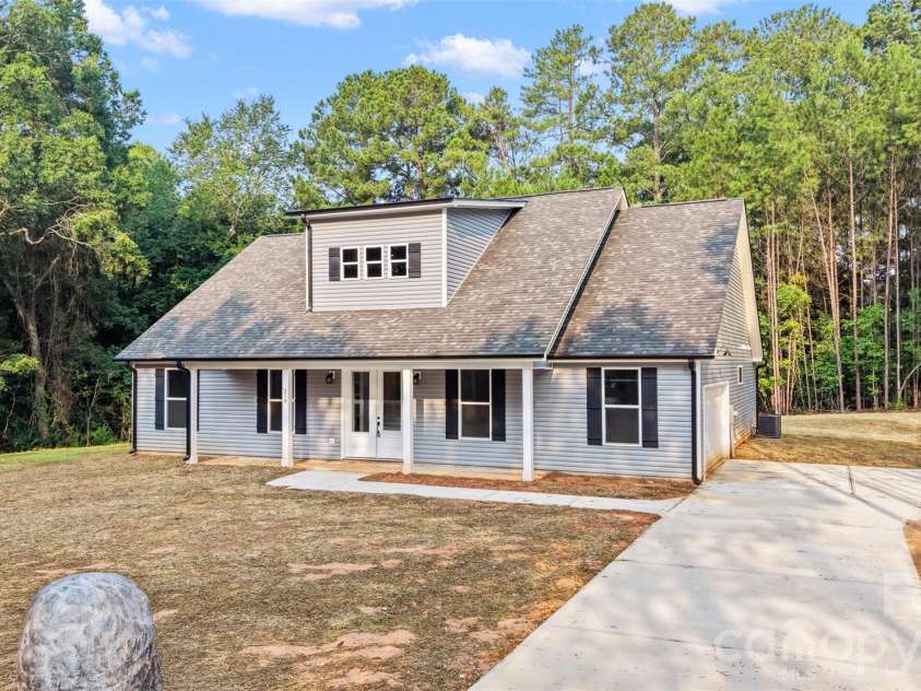 210 Silver Creek Drive, Concord, NC 28027.  MLS# CAR4410062, YatesRealty ID 44036. 