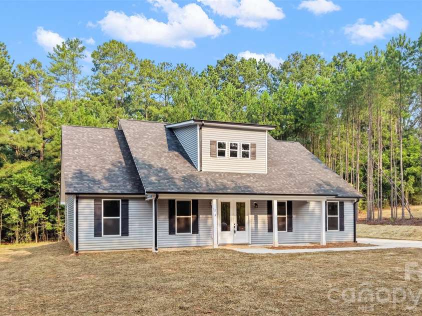 210 Silver Creek Drive, Concord, NC 28027.  MLS# CAR4410062, YatesRealty ID 44036. 